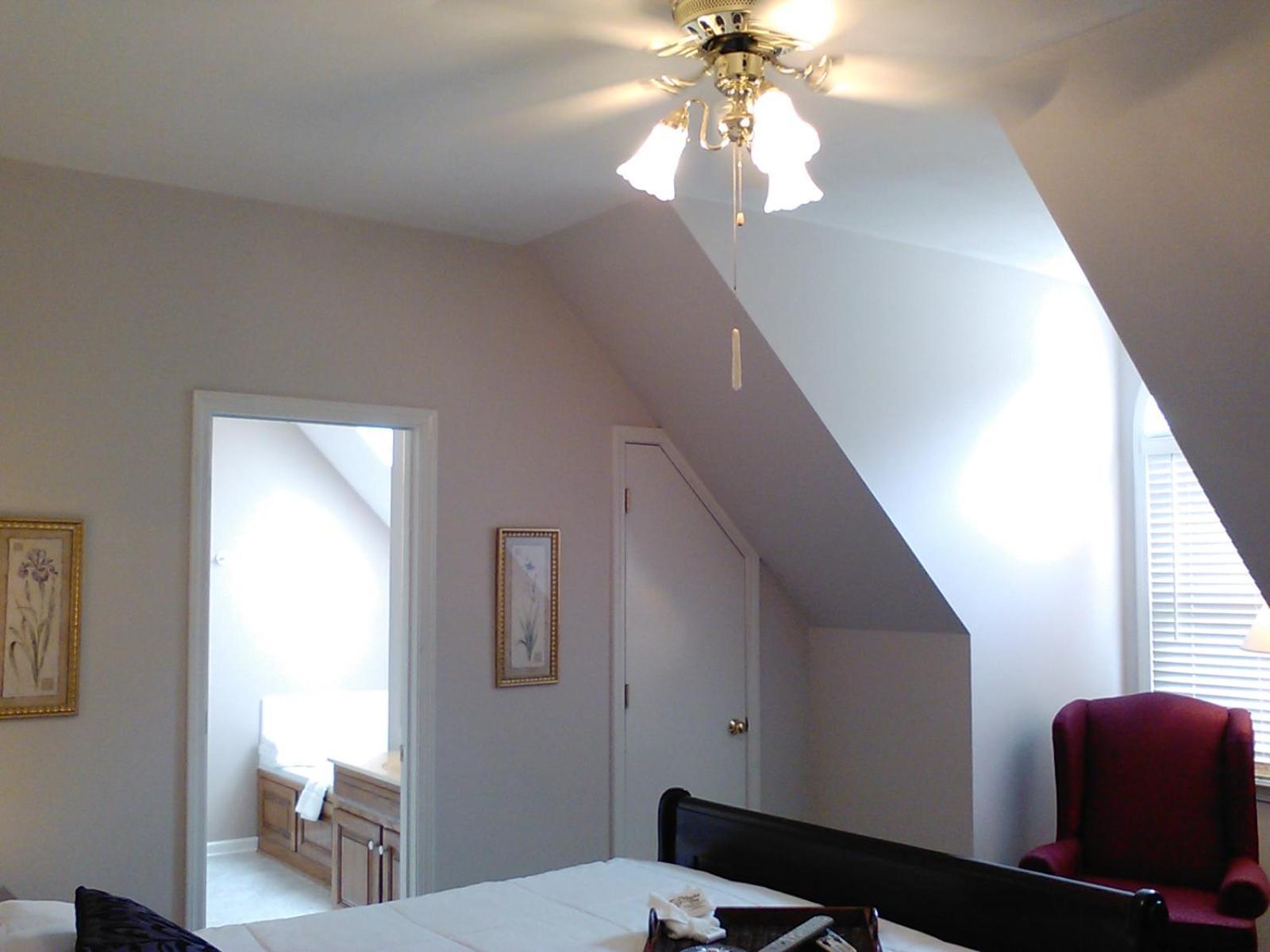 The Garden Inn Bed & Breakfast At Bee Rock Monterey Eksteriør bilde